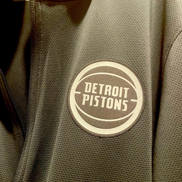 Detroit Pistons Nike Authentic Pre Game Warmup Hoodie. - Picture 2 of 4